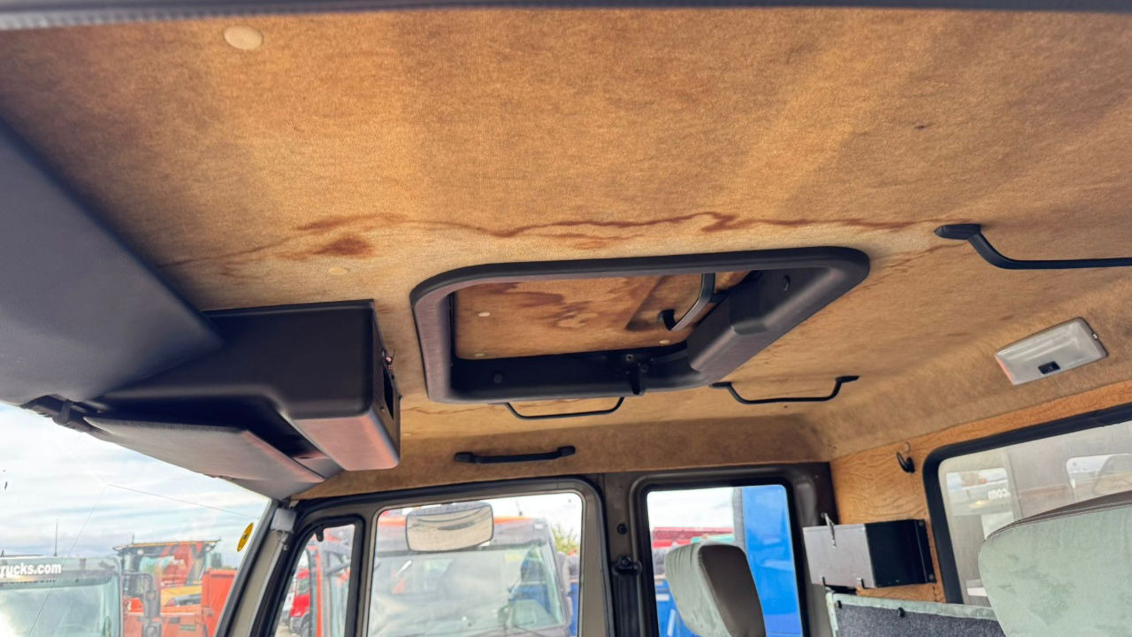 Steyr 12M18 4X4 stake body -  truck Steyr 12M18 4X4 stake body -  truck: صورة 20