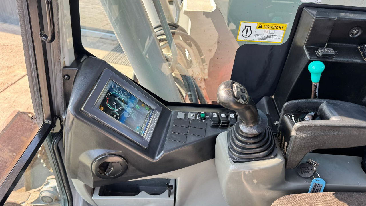 حفار زحاف Takeuchi TB2150R - 2017 Year - Powertilt - 3X Buckets: صورة 10