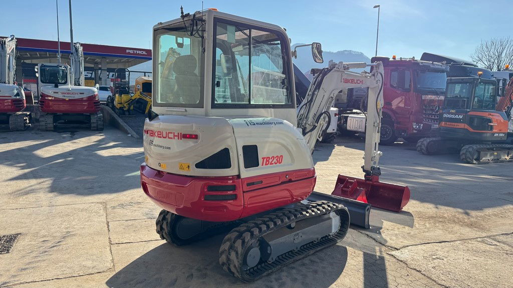 حفارة مُصَّغرة Takeuchi TB230 - 2019 Year - 2435 Hours - 2X Buckets - NEW Tracks: صورة 7