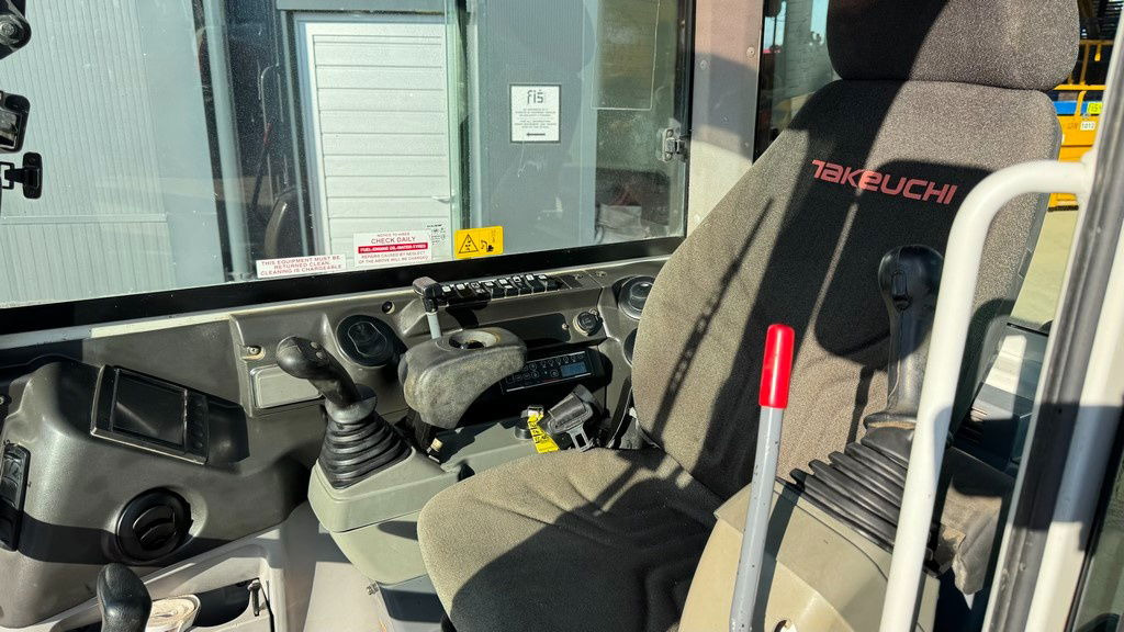 حفارة مُصَّغرة Takeuchi TB230 - 2019 Year - 2435 Hours - 2X Buckets - NEW Tracks: صورة 14