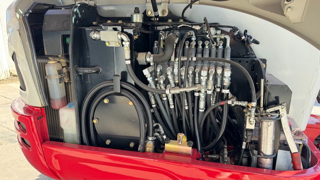 حفارة مُصَّغرة Takeuchi TB230 - 2019 Year - 2435 Hours - 2X Buckets - NEW Tracks: صورة 9