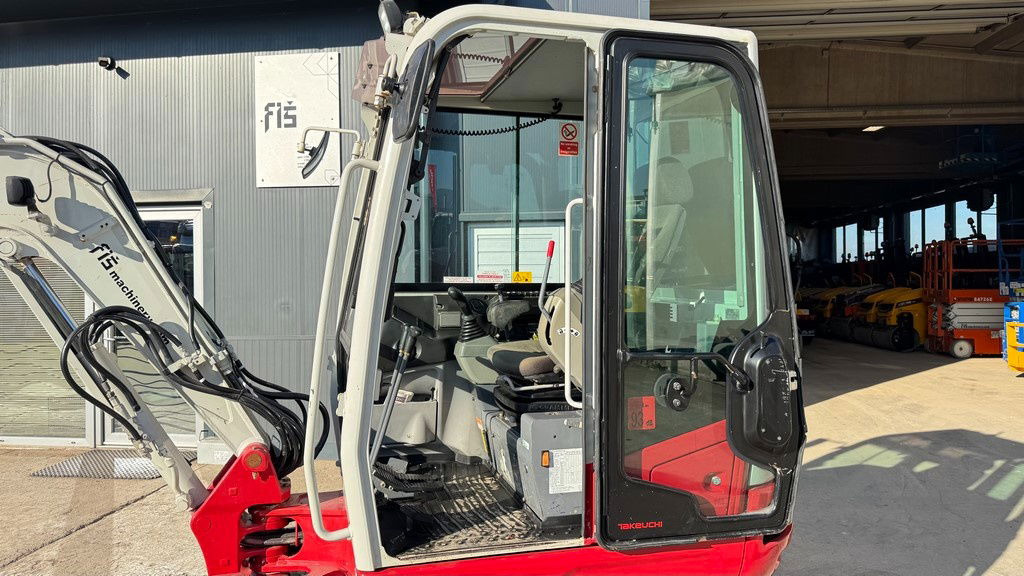 حفارة مُصَّغرة Takeuchi TB230 - 2019 Year - 2435 Hours - 2X Buckets - NEW Tracks: صورة 12