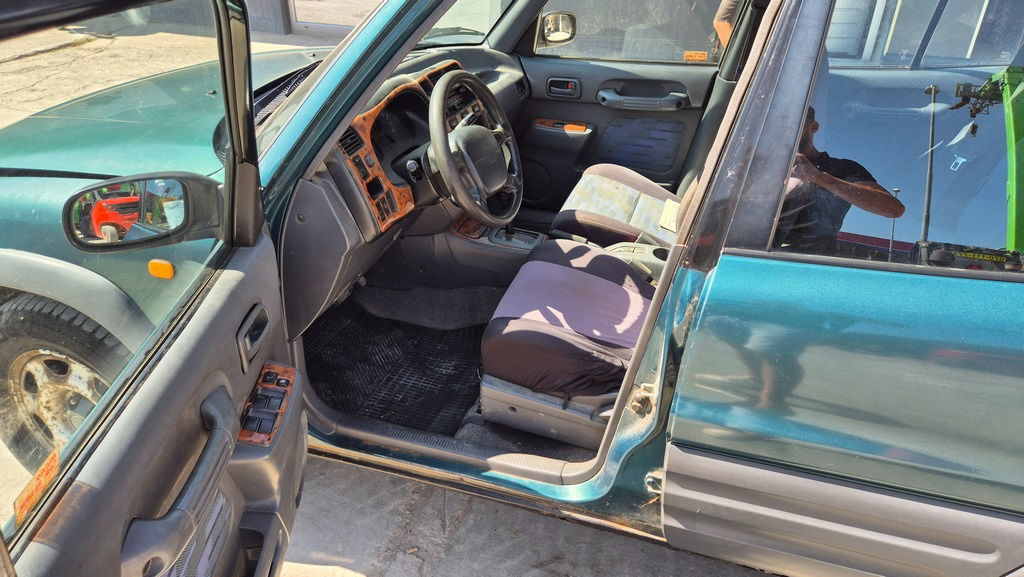 سيارة دفع رباعي Toyota RAV4 2.0 - Petrol - Automatic: صورة 9