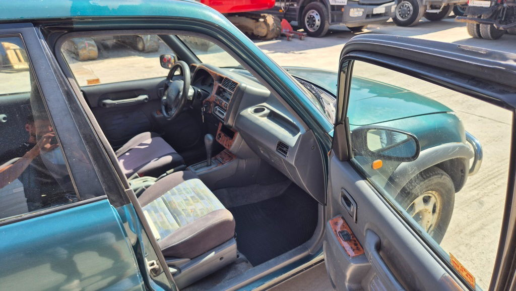 سيارة دفع رباعي Toyota RAV4 2.0 - Petrol - Automatic: صورة 20