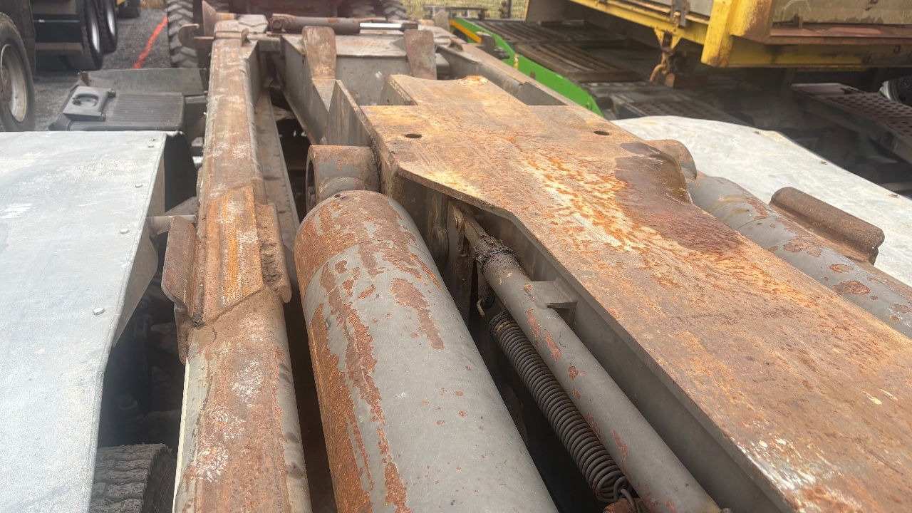 Volvo FH 12 460ER abroll with crane - crane LIV - scissors - perfect - شاحنات الحاويات / جسم علوي قابل للتغيير شاحنة: صورة 3 Volvo FH 12 460ER abroll with crane - crane LIV - scissors - perfect - شاحنات الحاويات / جسم علوي قابل للتغيير شاحنة: صورة 3