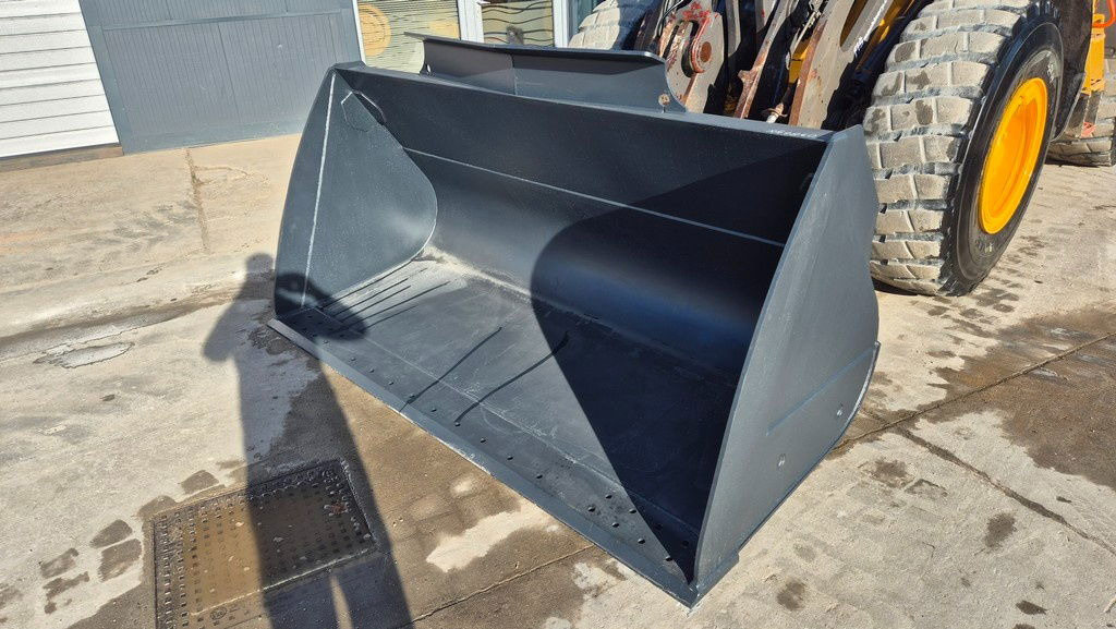 Volvo L90H - Year 2021 - 12630 Hours - Scale - NEW Bucket - اللودر بعجل: صورة 2 Volvo L90H - Year 2021 - 12630 Hours - Scale - NEW Bucket - اللودر بعجل: صورة 2