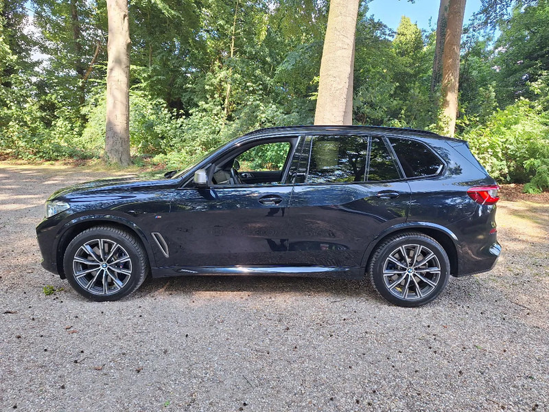 BMW X5 M50D X5 M50D - سيارة دفع رباعي: صورة 1 BMW X5 M50D X5 M50D - سيارة دفع رباعي: صورة 1