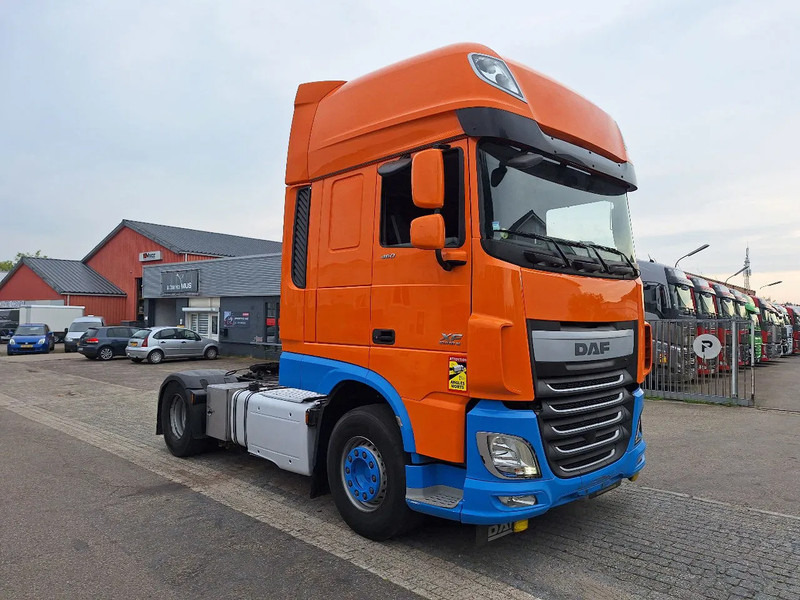 DAF XF 460 XF 460 MET ZF RETARDER - وحدة جر: صورة 3 DAF XF 460 XF 460 MET ZF RETARDER - وحدة جر: صورة 3