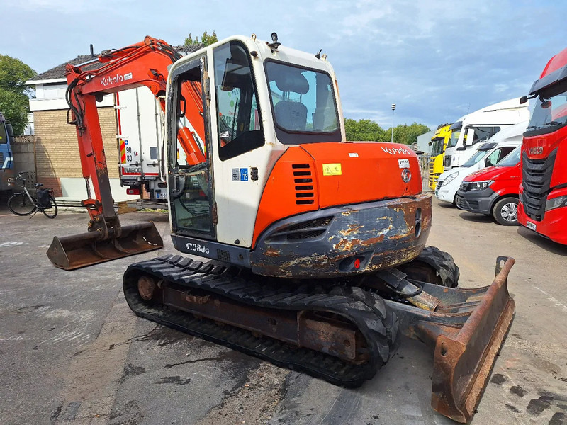 Kubota KX080 - حفارة مُصَّغرة: صورة 5 Kubota KX080 - حفارة مُصَّغرة: صورة 5