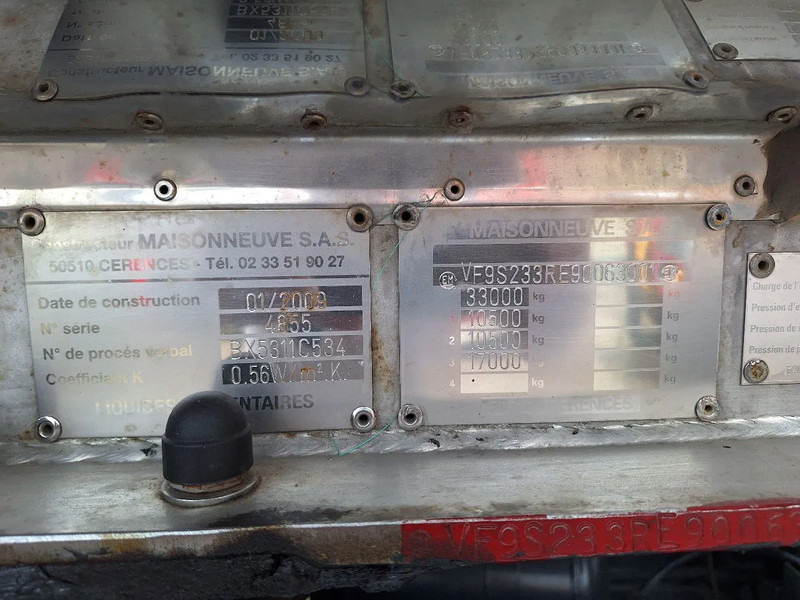 نصف مقطورة صهريج لنقل الحليب MAISONNEUVE S233RE: صورة 11