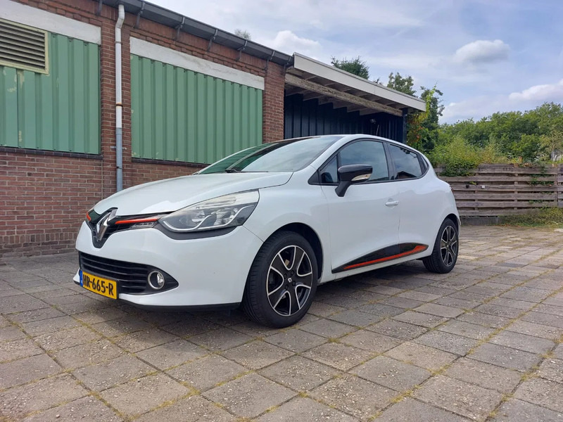 Renault Clio Clio 0.9 TCE - هاتشباك: صورة 1 Renault Clio Clio 0.9 TCE - هاتشباك: صورة 1