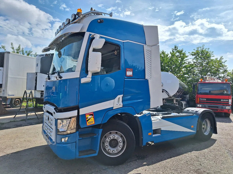 وحدة جر Renault T520 T520: صورة 1