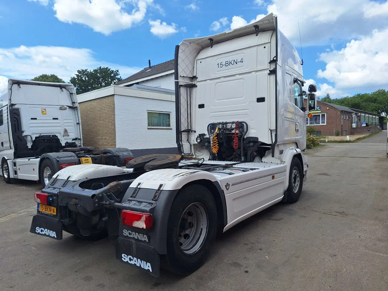 Scania R520 R520 V8 - وحدة جر: صورة 4 Scania R520 R520 V8 - وحدة جر: صورة 4