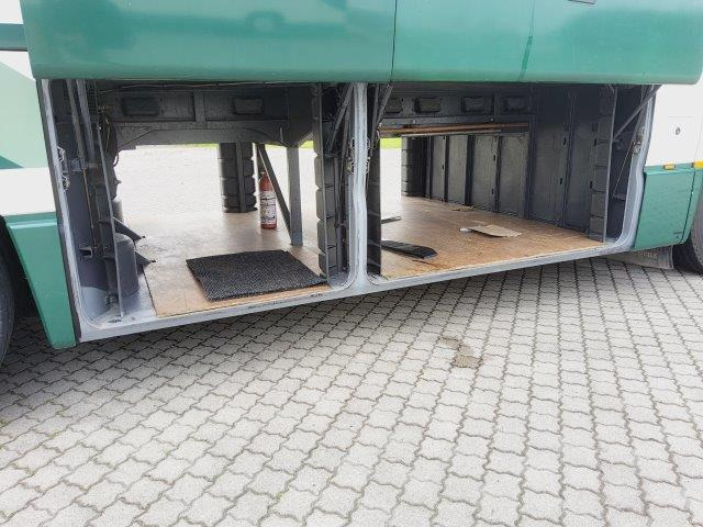 مركبة كوتش, عربة التخييم Mercedes Benz O 404 10 RH Besonders wenig Rost / Klima / IDEAL ALS WOHNBUS: صورة 7 مركبة كوتش, عربة التخييم Mercedes Benz O 404 10 RH Besonders wenig Rost / Klima / IDEAL ALS WOHNBUS: صورة 7