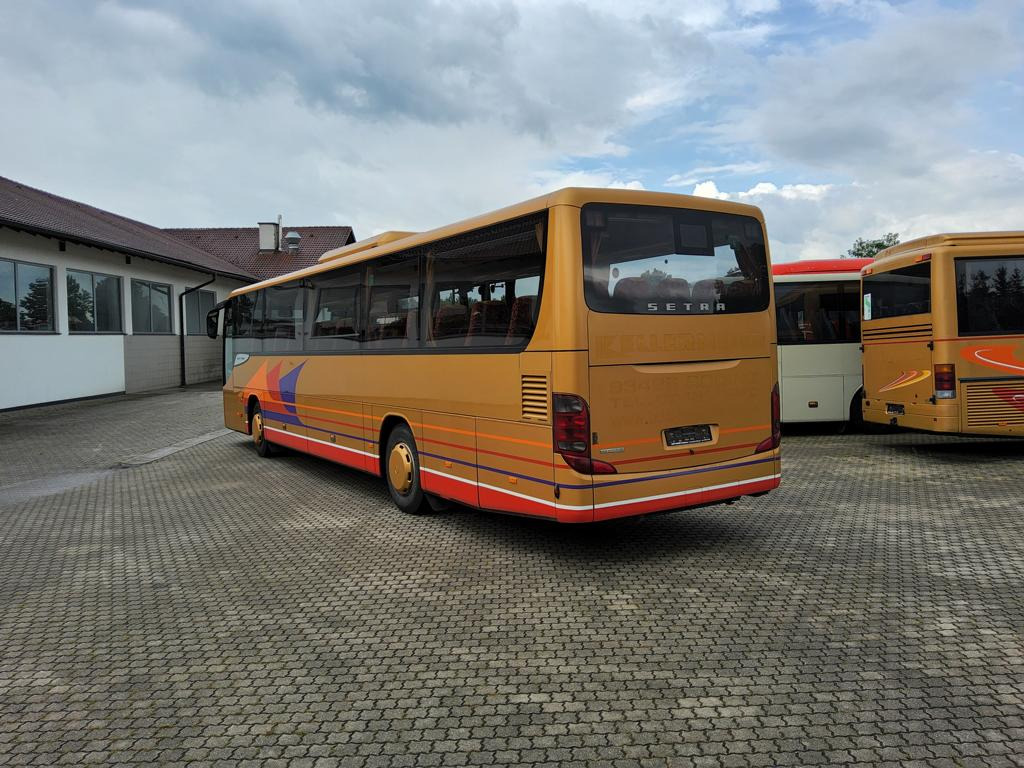 Setra S 415 UL/GT 53+2+1 / ZF / 354 PS - حافلة سوبربان: صورة 3 Setra S 415 UL/GT 53+2+1 / ZF / 354 PS - حافلة سوبربان: صورة 3