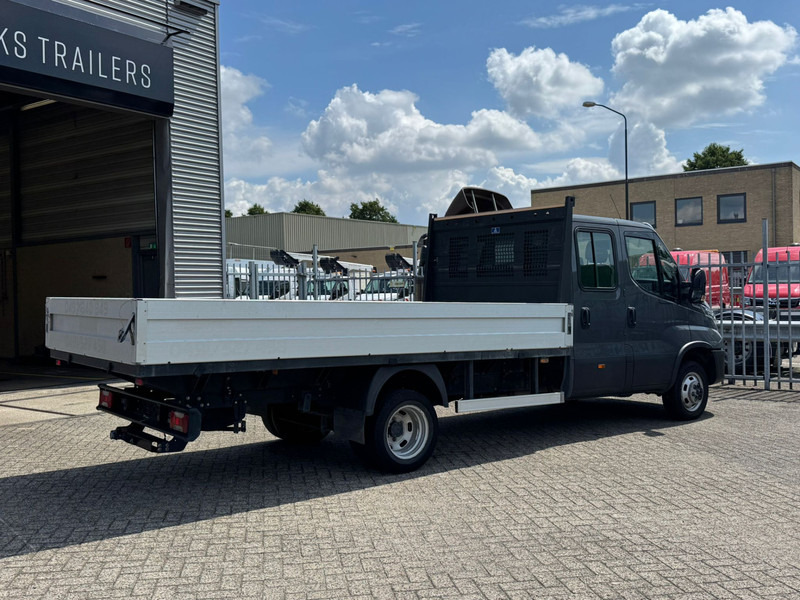 Iveco Daily 35C18 Hi-matic 7 Seats! - شاحنة مفتوحة: صورة 3 Iveco Daily 35C18 Hi-matic 7 Seats! - شاحنة مفتوحة: صورة 3
