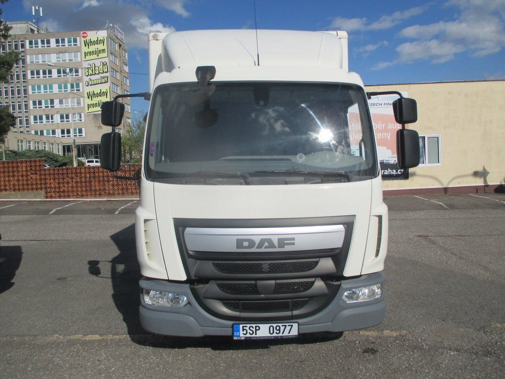 DAF LF 180 mit LBW - شاحنة مغلقة الصندوق: صورة 2 DAF LF 180 mit LBW - شاحنة مغلقة الصندوق: صورة 2