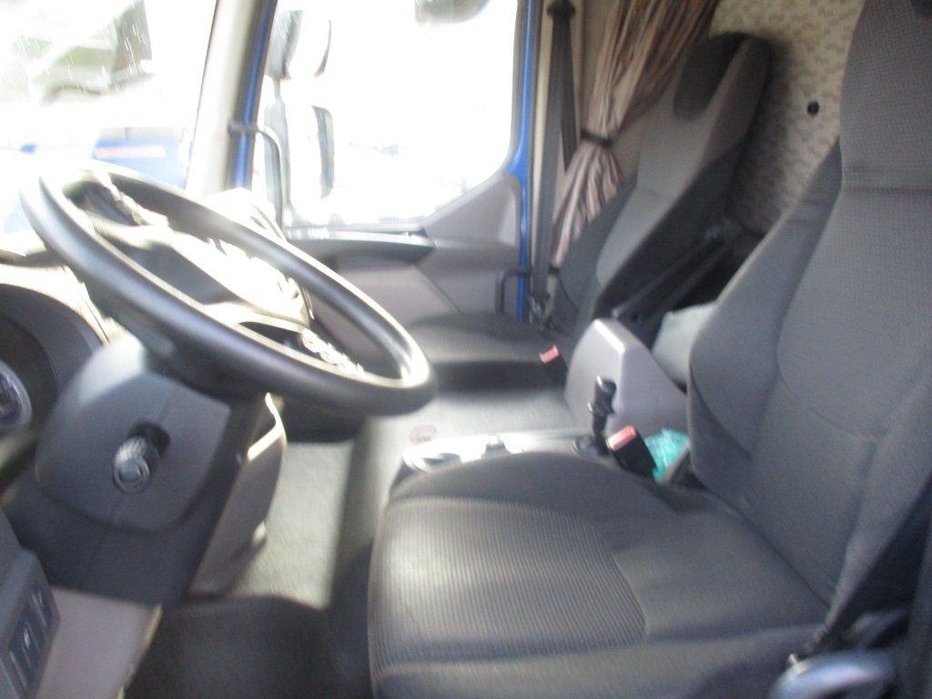 DAF LF 290 FA - شاحنات مسطحة: صورة 4 DAF LF 290 FA - شاحنات مسطحة: صورة 4