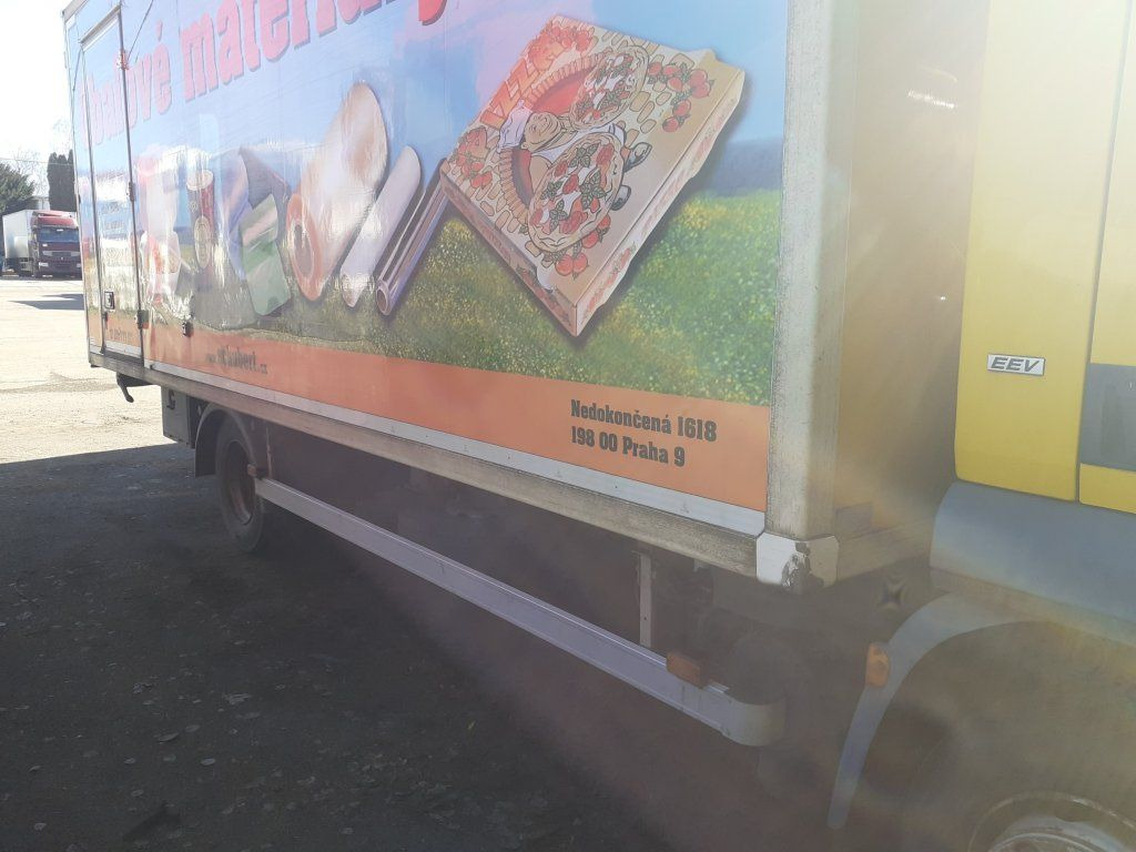 DAF LF45.210 mit Carrier Motorschaden engineproblem - شاحنة الفريزر: صورة 5 DAF LF45.210 mit Carrier Motorschaden engineproblem - شاحنة الفريزر: صورة 5