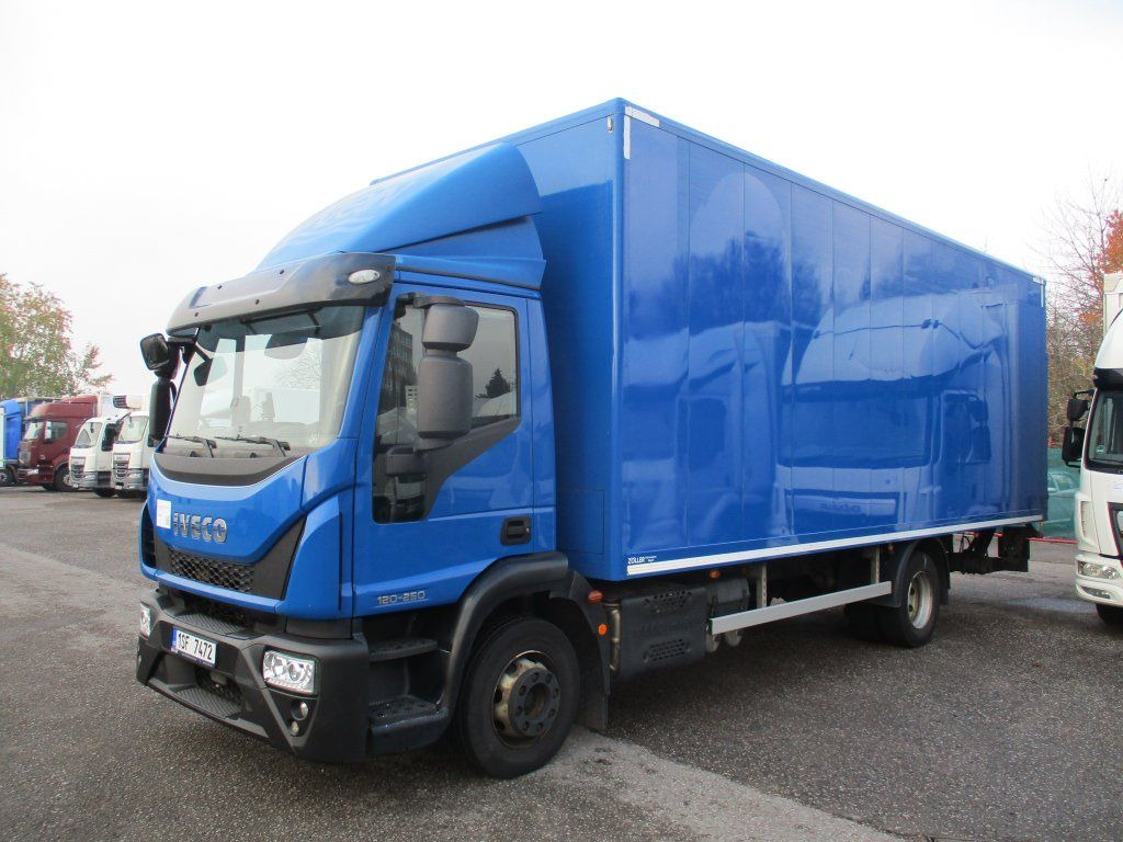Iveco 120E25 mit LBW Iveco 120E25 mit LBW - شاحنة مقفلة: صورة 1 Iveco 120E25 mit LBW Iveco 120E25 mit LBW - شاحنة مقفلة: صورة 1