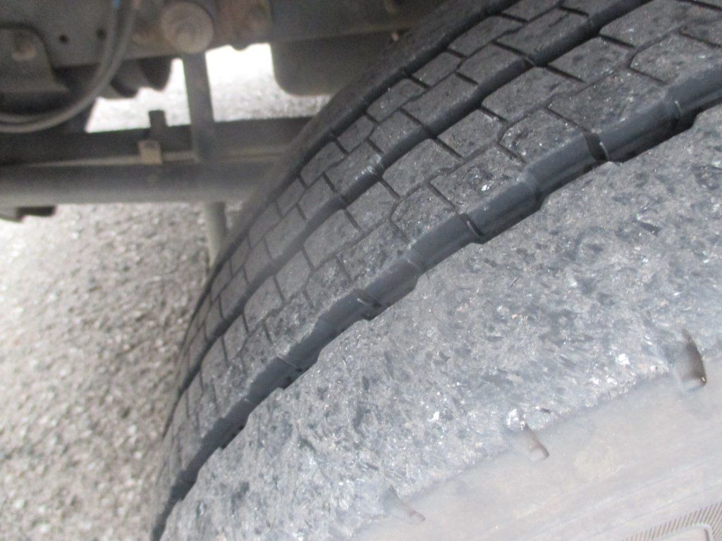 شاحنة ذات خطاف Iveco 120E: صورة 15