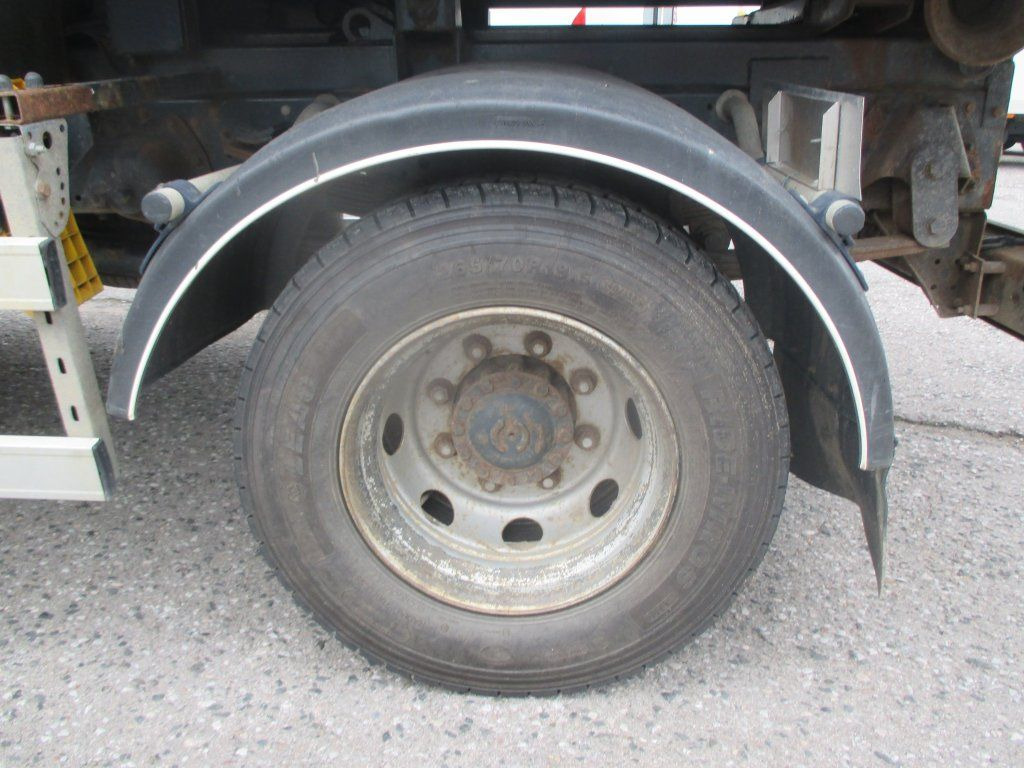 شاحنة ذات خطاف Iveco 120E: صورة 20