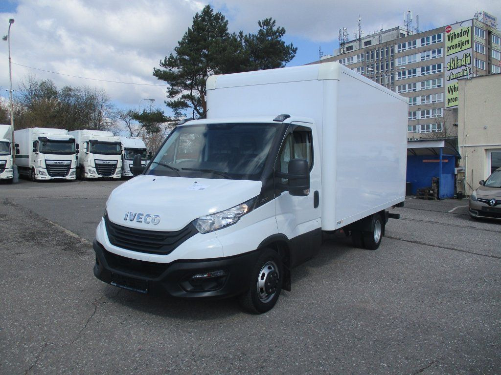 Iveco 35C16 Daily,2.3L Palfinger - شاحنة مغلقة الصندوق: صورة 1 Iveco 35C16 Daily,2.3L Palfinger - شاحنة مغلقة الصندوق: صورة 1