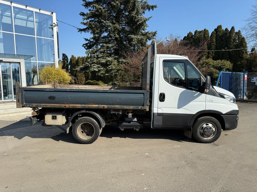 Iveco 35C17 Daily - قلاب صغير: صورة 3 Iveco 35C17 Daily - قلاب صغير: صورة 3