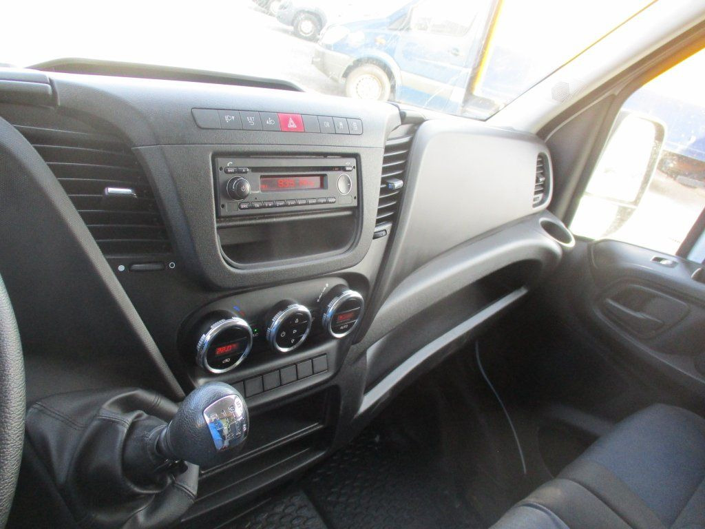 شاحنة مغلقة الصندوق Iveco Daily 35C16 , Höhe 2,3m: صورة 11 شاحنة مغلقة الصندوق Iveco Daily 35C16 , Höhe 2,3m: صورة 11