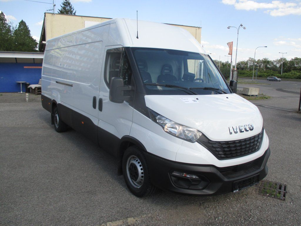 Iveco Daily 35S16 - فان: صورة 3 Iveco Daily 35S16 - فان: صورة 3