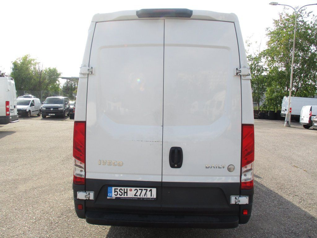 Iveco Daily 35S16 - فان: صورة 5 Iveco Daily 35S16 - فان: صورة 5