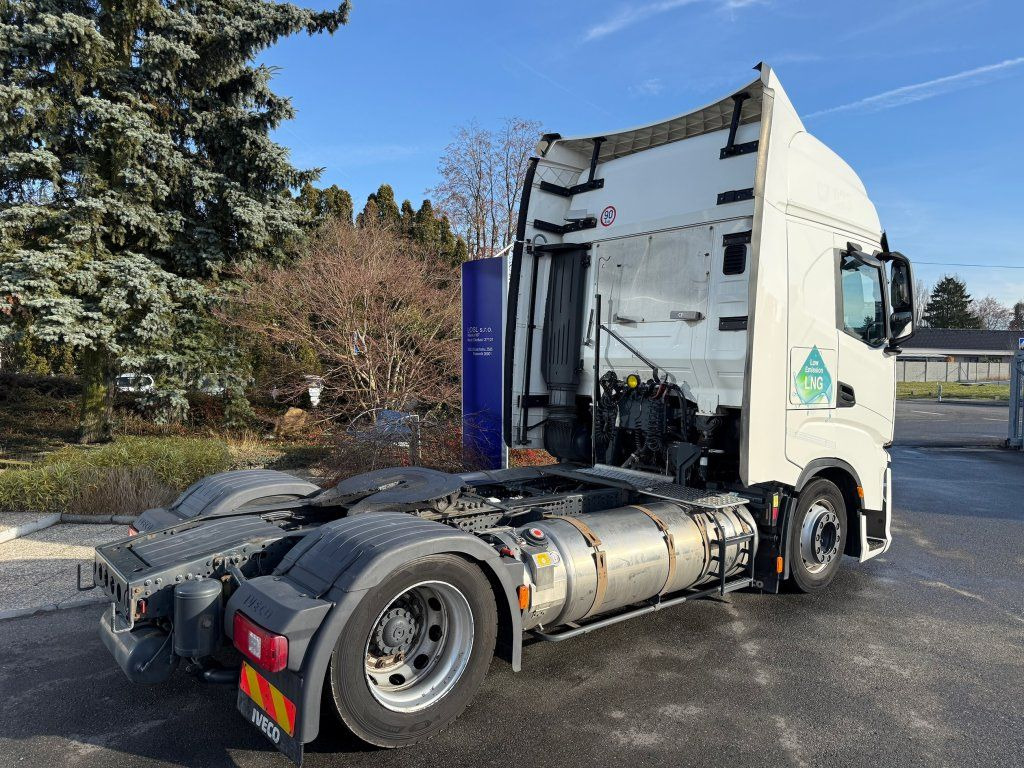 Iveco S-Way 460 MEGA/lowdeck LNG EURO 6 New Tacho - وحدة جر: صورة 5 Iveco S-Way 460 MEGA/lowdeck LNG EURO 6 New Tacho - وحدة جر: صورة 5
