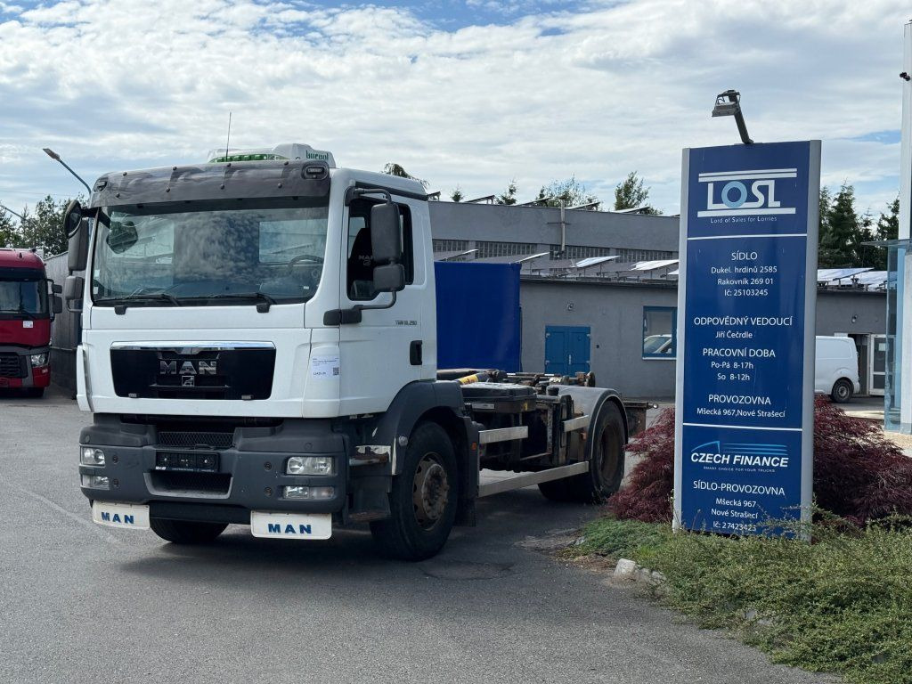 MAN TGM18.290 EURO 5 - شاحنة قلاب: صورة 1 MAN TGM18.290 EURO 5 - شاحنة قلاب: صورة 1