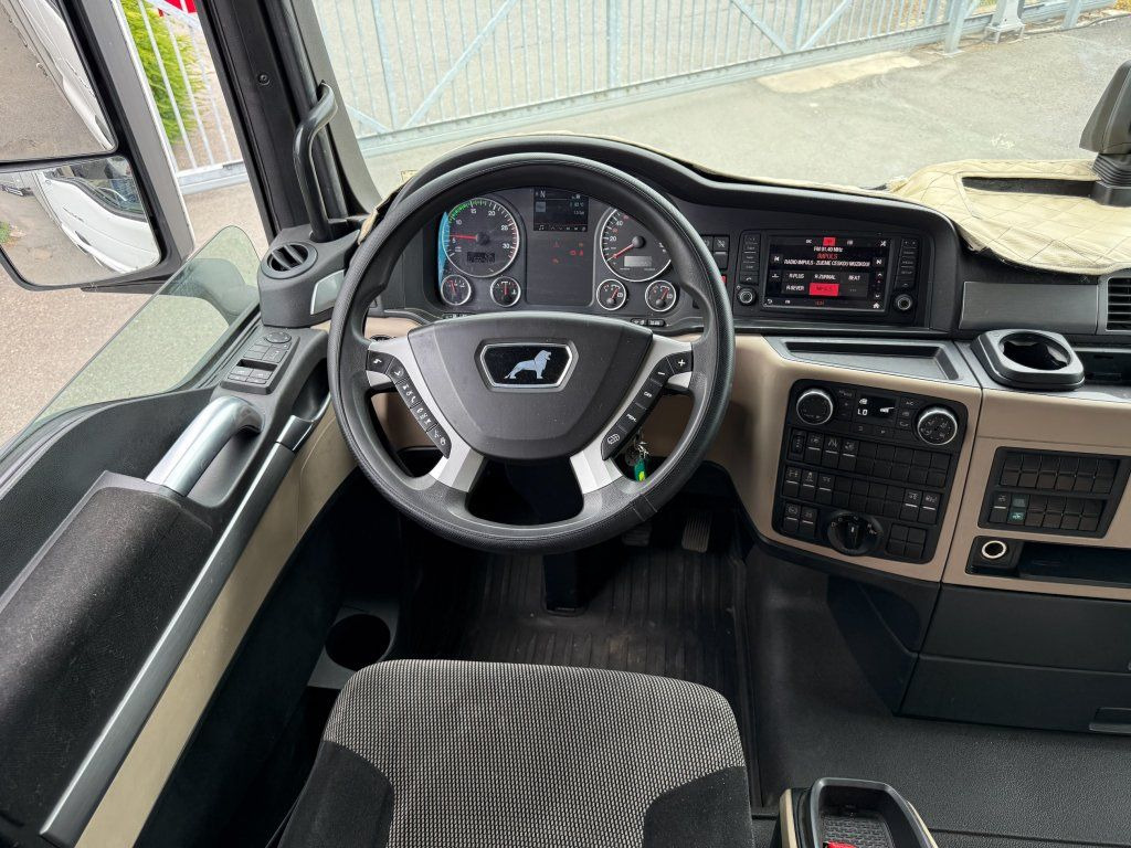 MAN TGX24.510 EURO 6 6x2 + Wecon - شاحنة ستارة: صورة 5 MAN TGX24.510 EURO 6 6x2 + Wecon - شاحنة ستارة: صورة 5