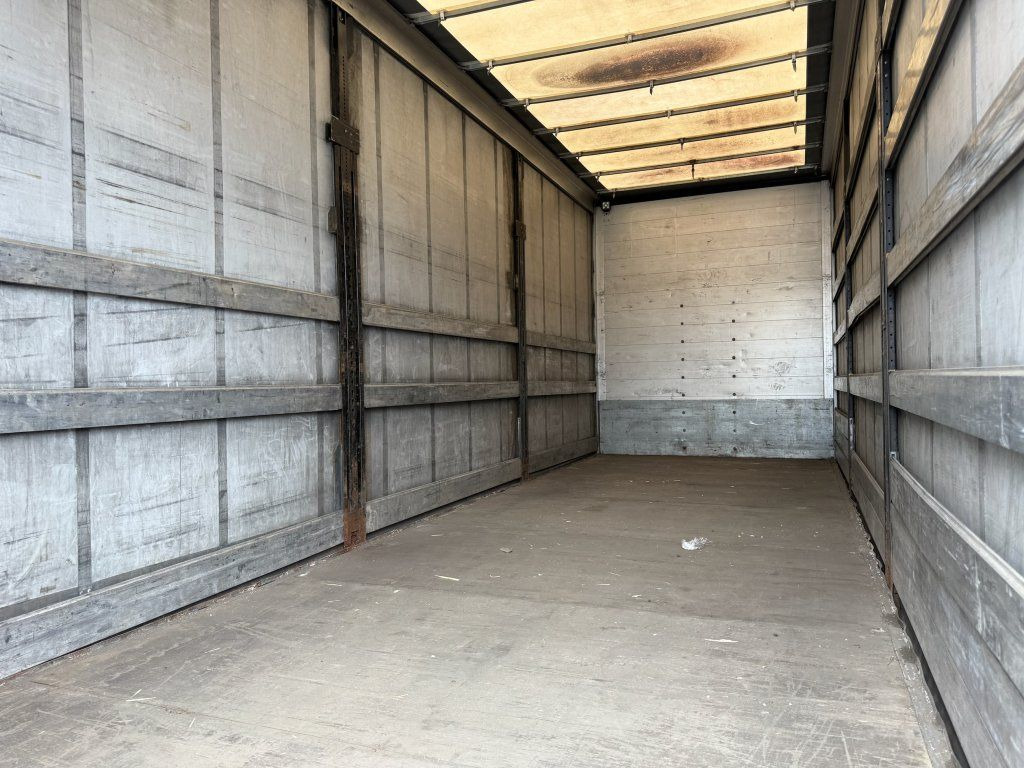 شاحنة ستارة MAN TGX24.510 EURO 6 6x2 + Wecon: صورة 13