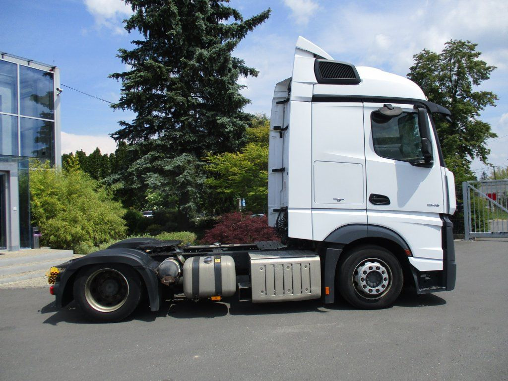 Mercedes-Benz 1845 Actros EURO 6 MEGA/lowdeck - وحدة جر: صورة 4 Mercedes-Benz 1845 Actros EURO 6 MEGA/lowdeck - وحدة جر: صورة 4