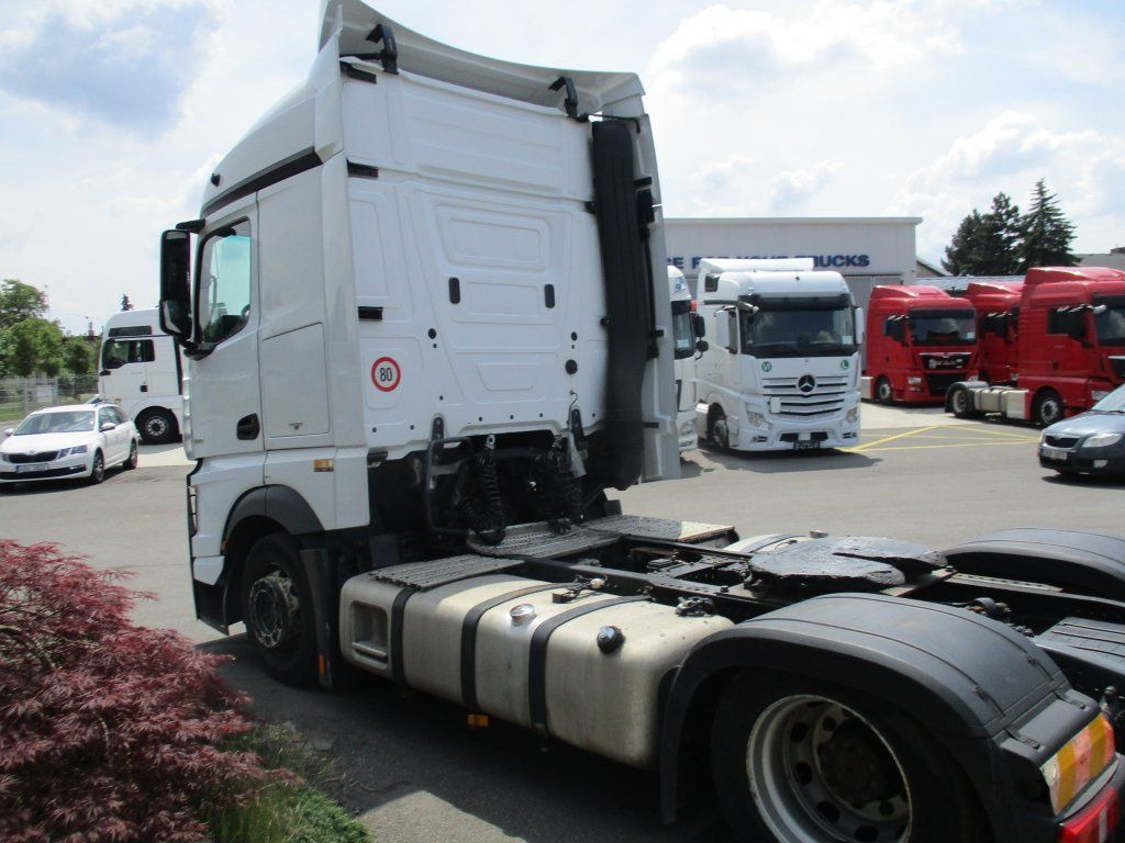 Mercedes-Benz 1845 Actros EURO 6 MEGA/lowdeck - وحدة جر: صورة 4 Mercedes-Benz 1845 Actros EURO 6 MEGA/lowdeck - وحدة جر: صورة 4