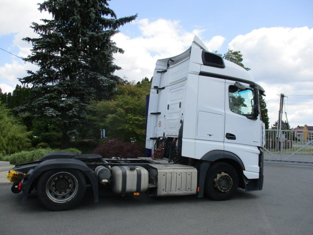 Mercedes-Benz 1845 Actros EURO 6 MEGA/lowdeck - وحدة جر: صورة 4 Mercedes-Benz 1845 Actros EURO 6 MEGA/lowdeck - وحدة جر: صورة 4