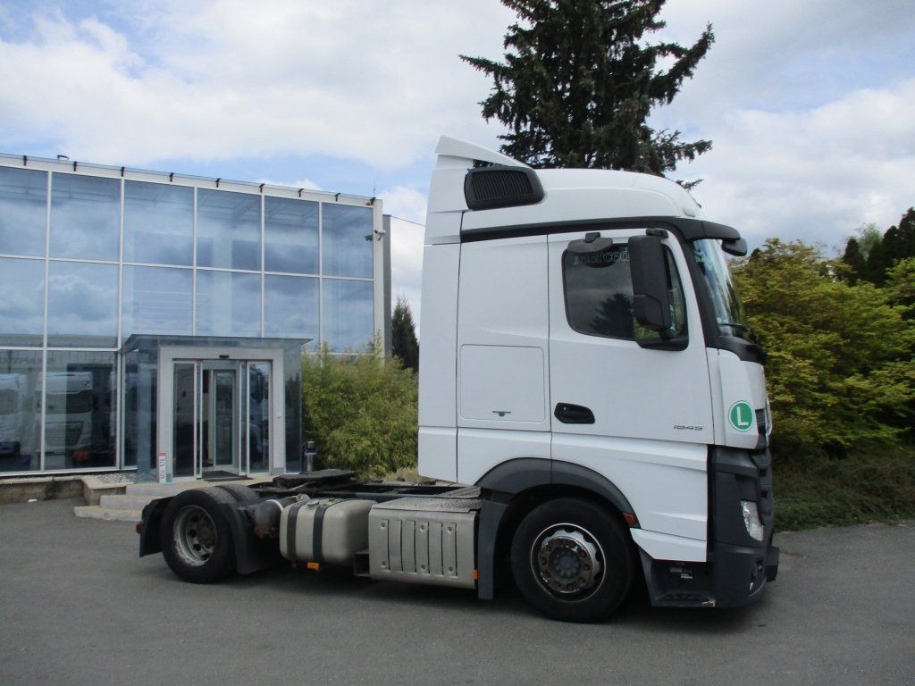 Mercedes-Benz 1845 Actros EURO 6 MEGA/lowdeck - وحدة جر: صورة 3 Mercedes-Benz 1845 Actros EURO 6 MEGA/lowdeck - وحدة جر: صورة 3