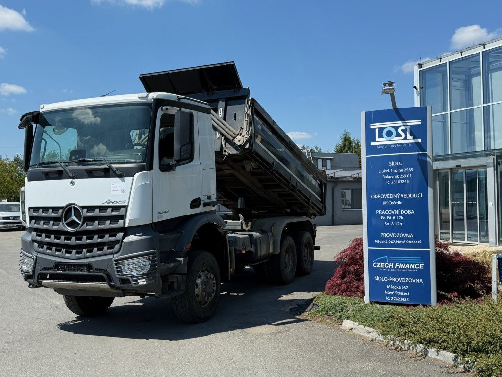Mercedes-Benz 3343 Arocs 6x6 S3 EURO 6 - شاحنة قلاب: صورة 1 Mercedes-Benz 3343 Arocs 6x6 S3 EURO 6 - شاحنة قلاب: صورة 1
