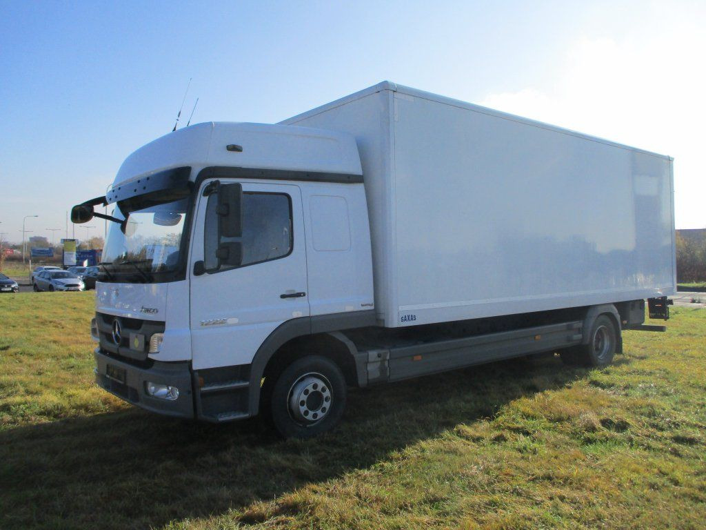 Mercedes-Benz Atego 1222 1 Liege LBW - شاحنة مقفلة: صورة 1 Mercedes-Benz Atego 1222 1 Liege LBW - شاحنة مقفلة: صورة 1