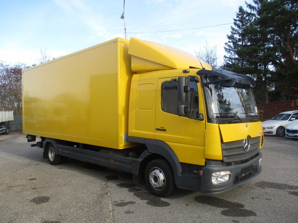 Mercedes-Benz Atego 210, Liege - شاحنة مغلقة الصندوق: صورة 2 Mercedes-Benz Atego 210, Liege - شاحنة مغلقة الصندوق: صورة 2