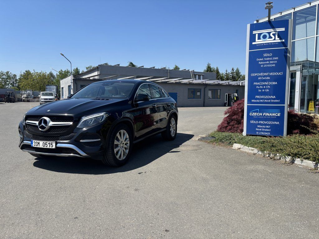 Mercedes-Benz d Coupe - سيارة ستيشن: صورة 1 Mercedes-Benz d Coupe - سيارة ستيشن: صورة 1
