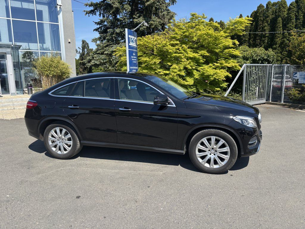Mercedes-Benz d Coupe - سيارة ستيشن: صورة 5 Mercedes-Benz d Coupe - سيارة ستيشن: صورة 5