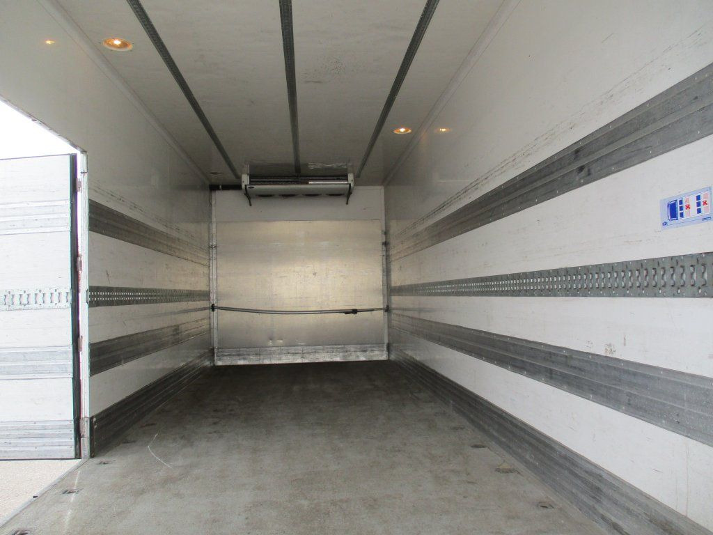 شاحنة الفريزر Renault Premium 460: صورة 10