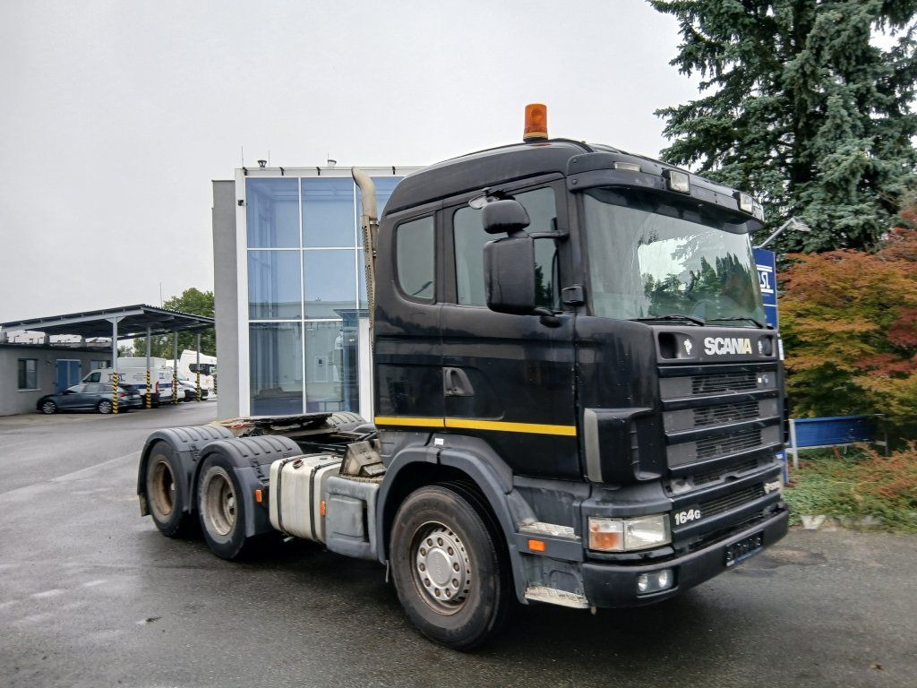 Scania R580 V8 6x4 EURO 3 - وحدة جر: صورة 2 Scania R580 V8 6x4 EURO 3 - وحدة جر: صورة 2