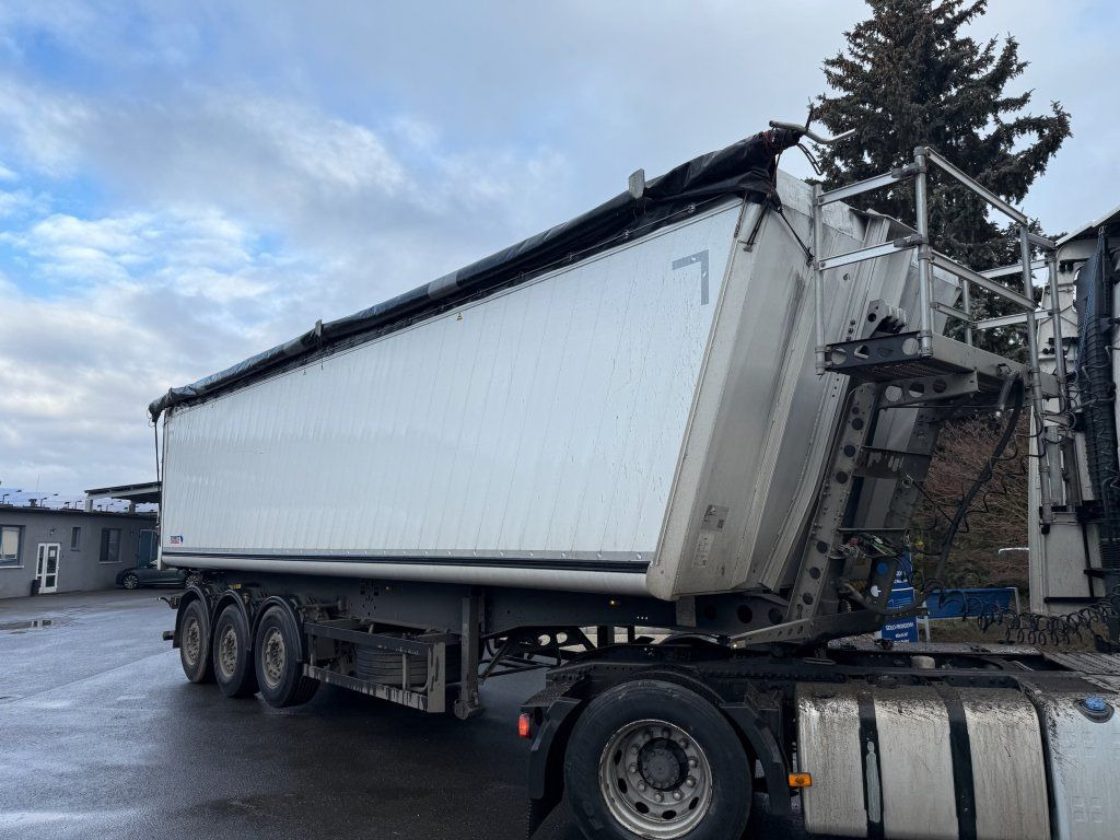 Schmitz Cargobull SKI 50m3 - قلابة نصف مقطورة نصف مقطورة قلابة: صورة 1 Schmitz Cargobull SKI 50m3 - قلابة نصف مقطورة نصف مقطورة قلابة: صورة 1