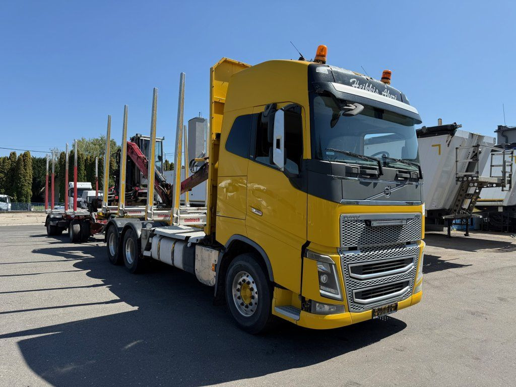 Volvo FH 16 750 6x4 + Fliegl - شاحنة قطع الأشجار, شاحنة كرين: صورة 2 Volvo FH 16 750 6x4 + Fliegl - شاحنة قطع الأشجار, شاحنة كرين: صورة 2