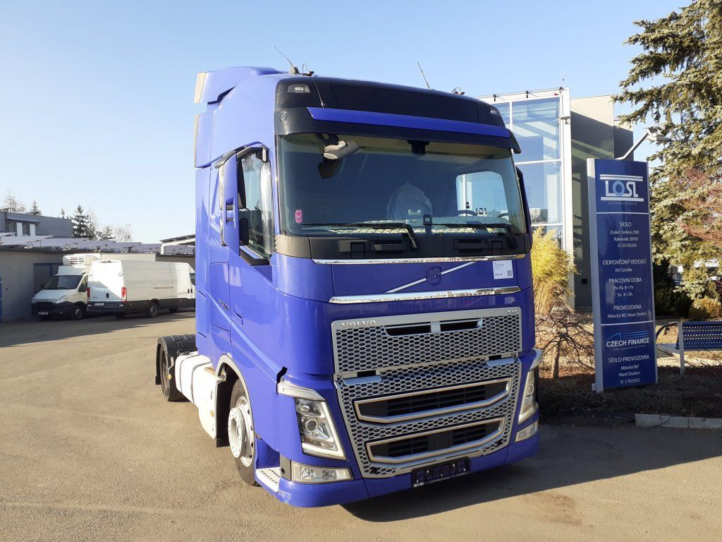 Volvo FH500 Globetrotter EURO 6 MEGA/lowdeck - وحدة جر: صورة 2 Volvo FH500 Globetrotter EURO 6 MEGA/lowdeck - وحدة جر: صورة 2
