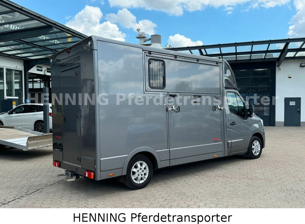 Renault 3-Sitzer - شاحنة نقل خيل, شاحنة التوصيل: صورة 2 Renault 3-Sitzer - شاحنة نقل خيل, شاحنة التوصيل: صورة 2